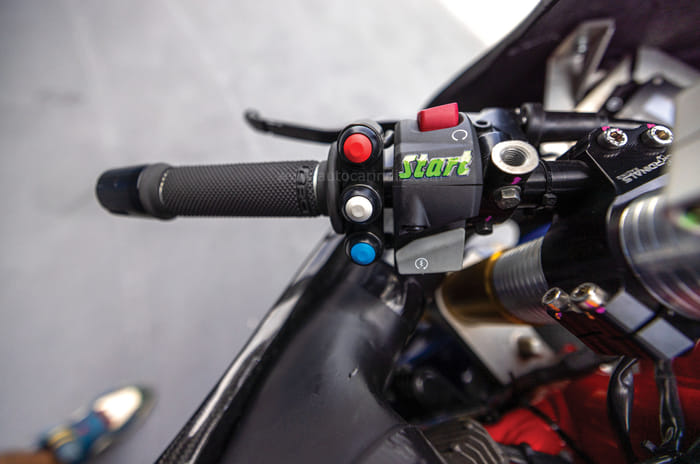 Feature: TVS Apache RR310 ARRC race bike ridden – World class